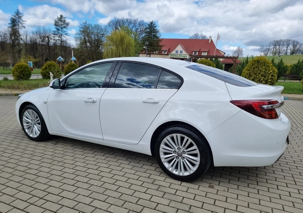 Opel Insignia cena 45900 przebieg: 154000, rok produkcji 2015 z Dobiegniew małe 497